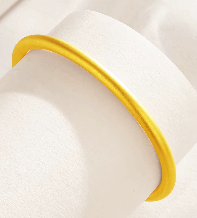 Classic Gold-Tone Bangle Bracelet – Elegant & Timeless Jewelry for Women & Men, Lightweight and Durable, Perfect for Any Occasion