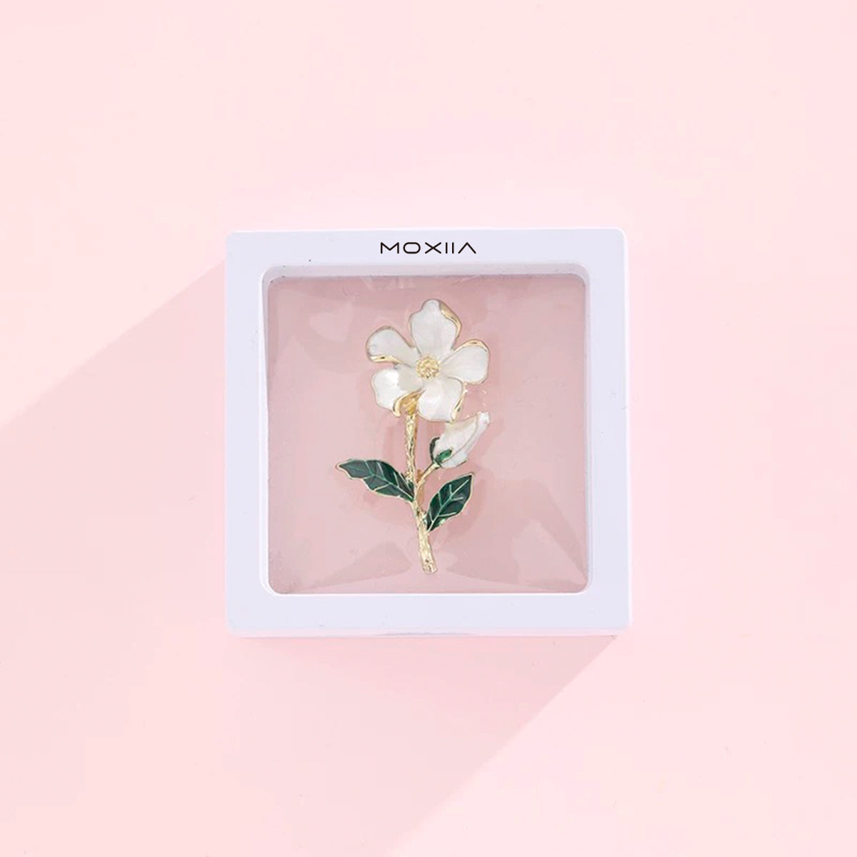 Elegant Gardenia Flower Brooch with Gold-Plated Detailing, White Enamel & Green Leaves – Timeless Floral Pin for Women, Perfect Gift for Special Occasions