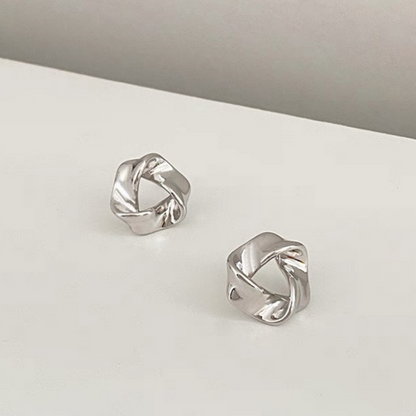 Silver Twisted Knot Stud Earrings – Elegant Minimalist Jewelry for Women, Classic & Lightweight Design, Perfect for Everyday Wear or Special Occasions